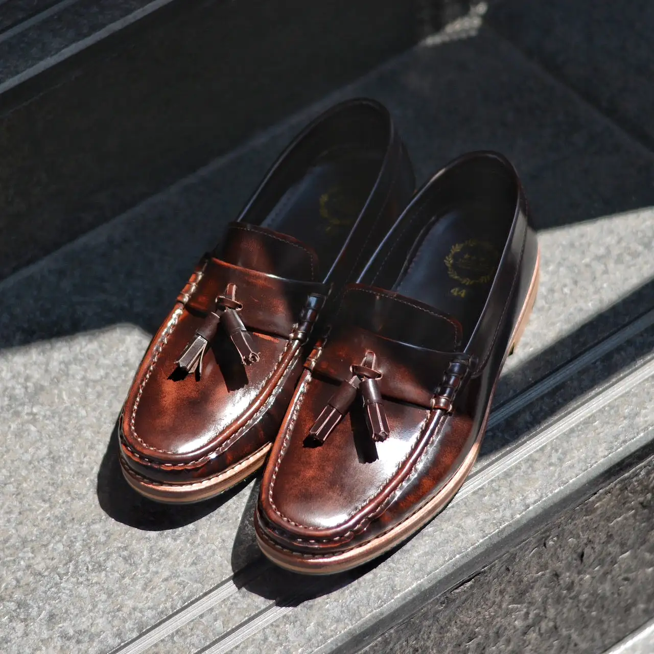 501 Wide-Front Tassel Loafer Burgundy