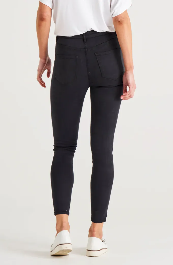 Betty Basics Essential Jeans