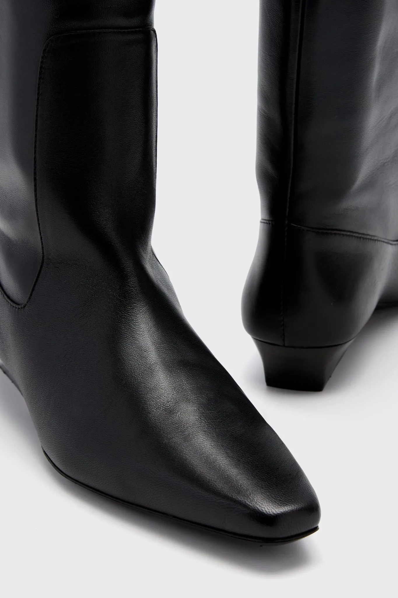 Black Wally Flat Boot