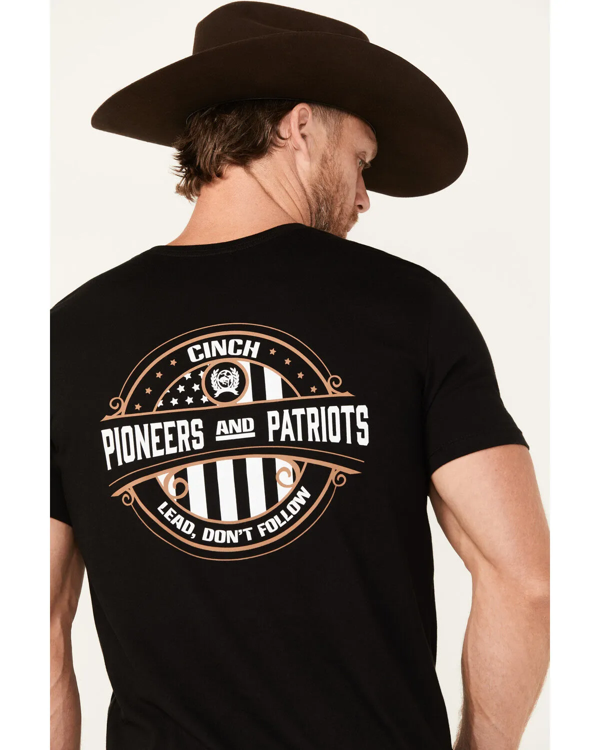 Cinch Men's Boot Barn Exclusive Pioneers and Patriots Short Sleeve Graphic T-Shirt