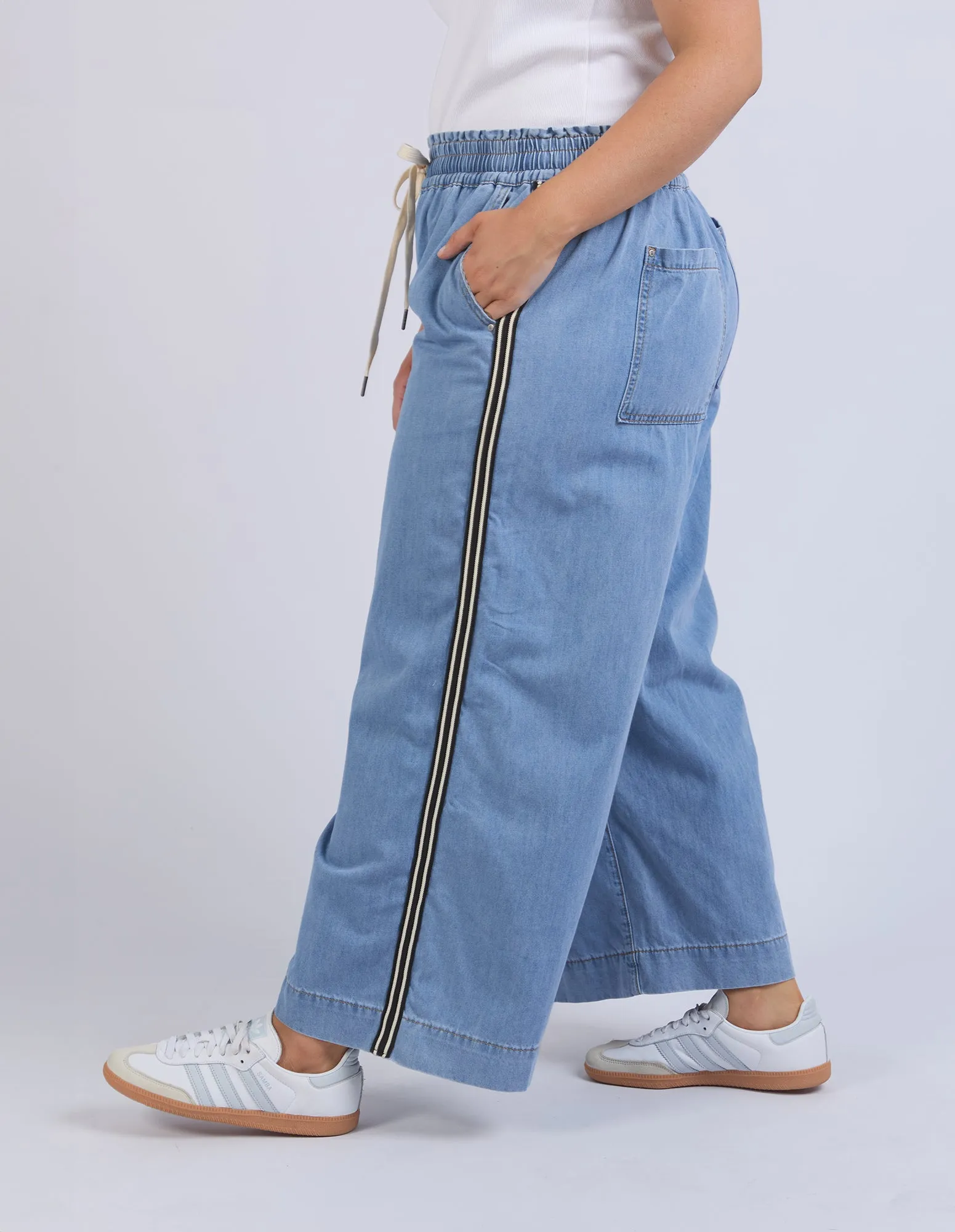 Greta Wide Leg Pant Side Tape Light Blue