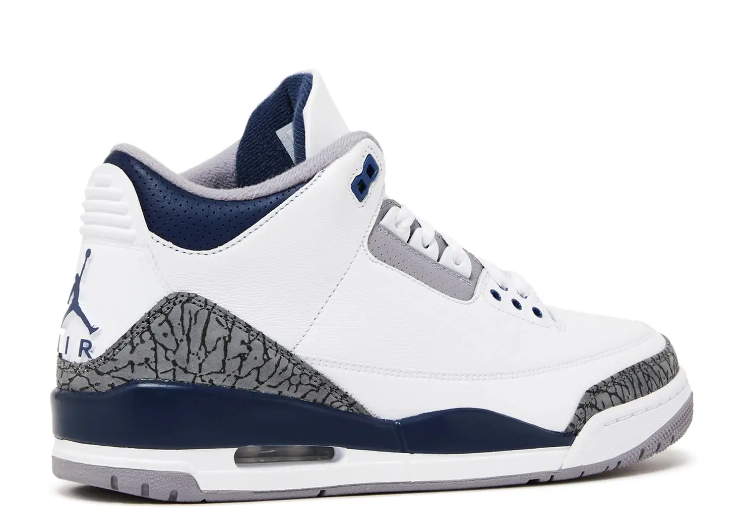 Jordan Retro 3’s Midnight Navy Men