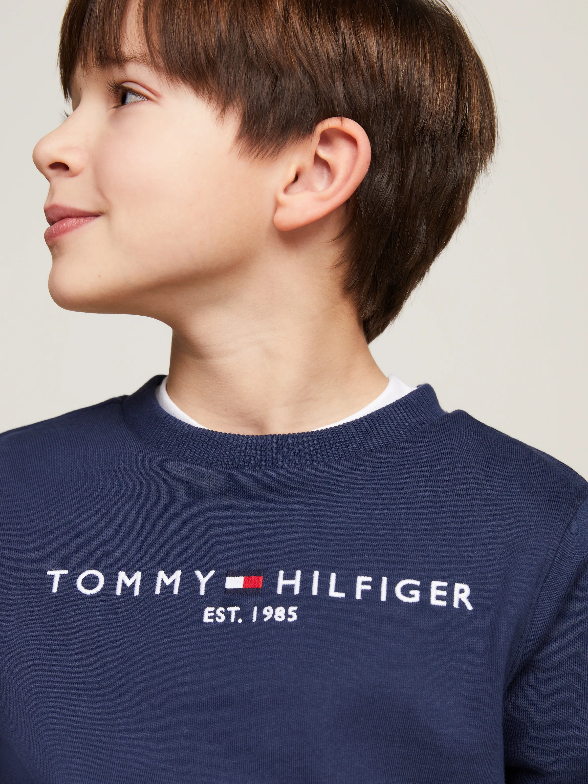 Kids Unisex 8-16 Essential Sweatshirt | Sweatshirts & Hoodies | Tommy Hilfiger