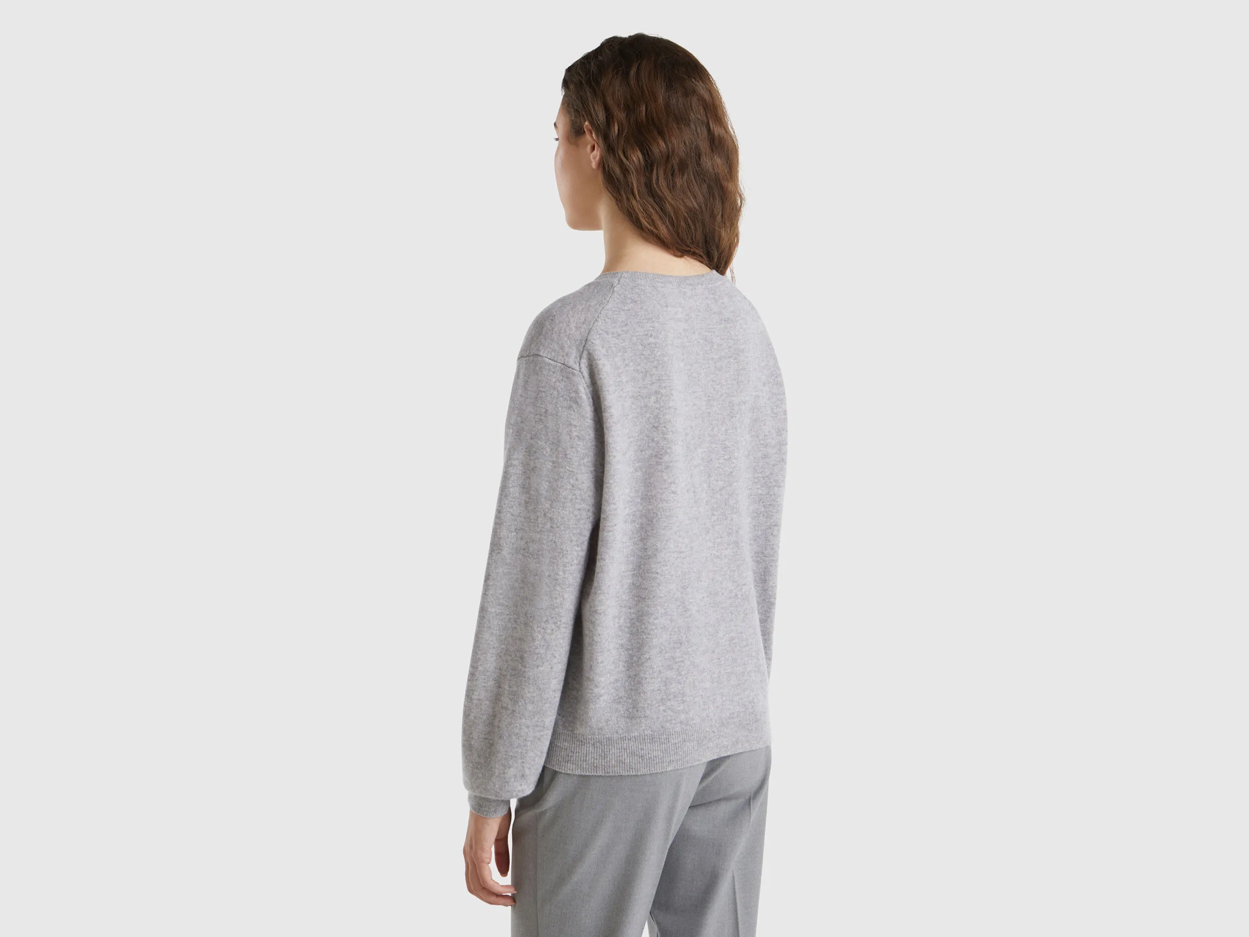 Relaxed fit pure Merino wool sweater - Light Gray | Benetton