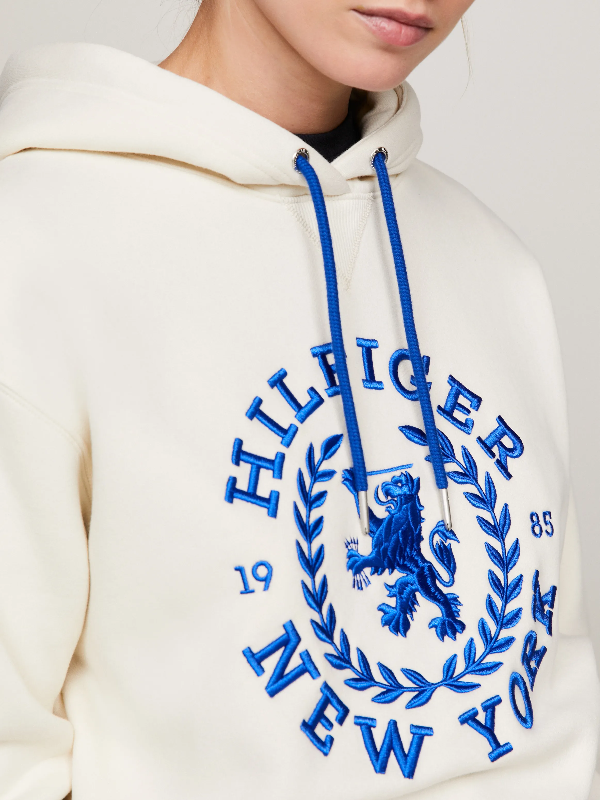 TH Crest Logo Regular Fit Hoodie | Sweatshirts & Hoodies | Tommy Hilfiger