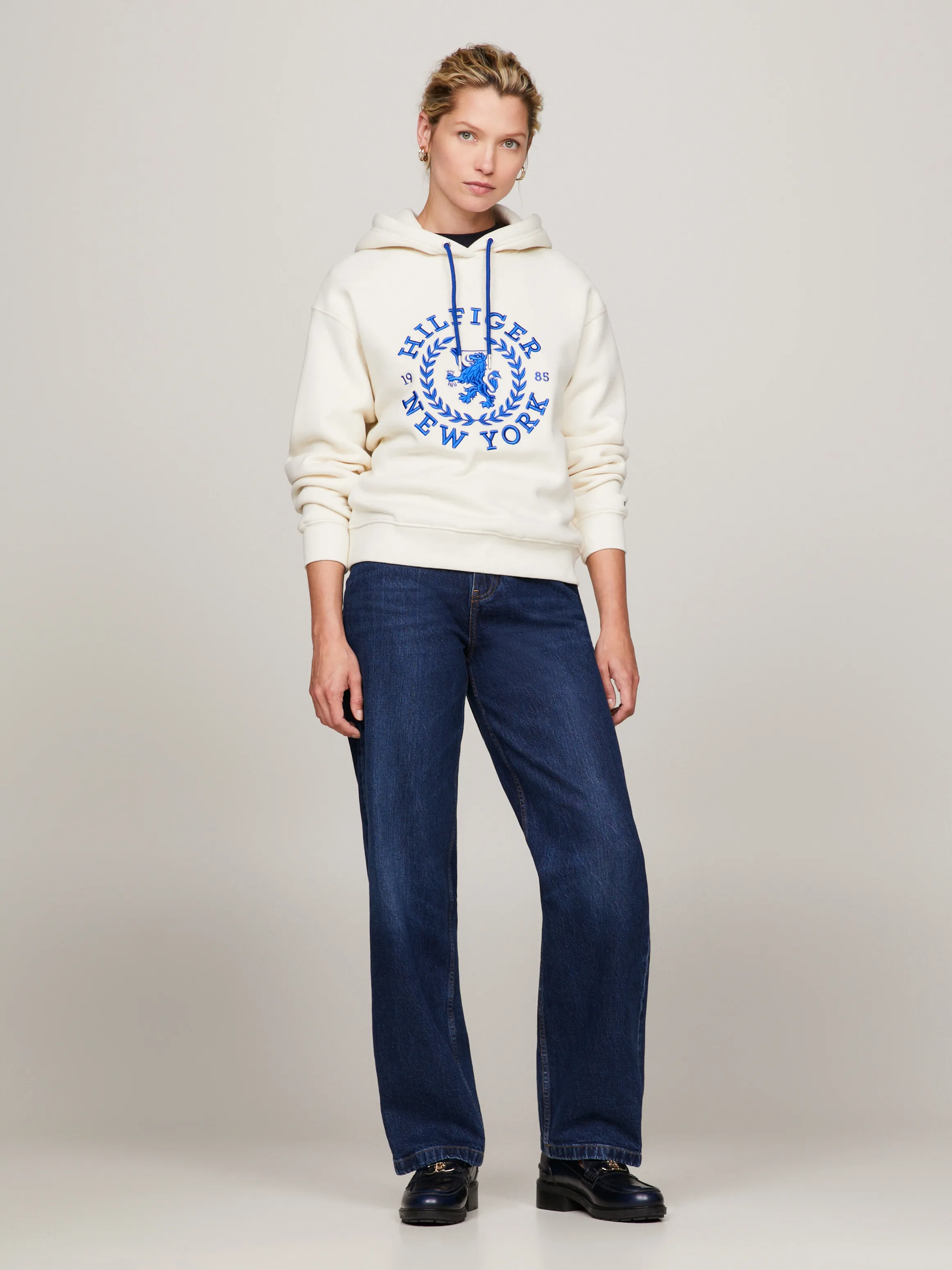 TH Crest Logo Regular Fit Hoodie | Sweatshirts & Hoodies | Tommy Hilfiger