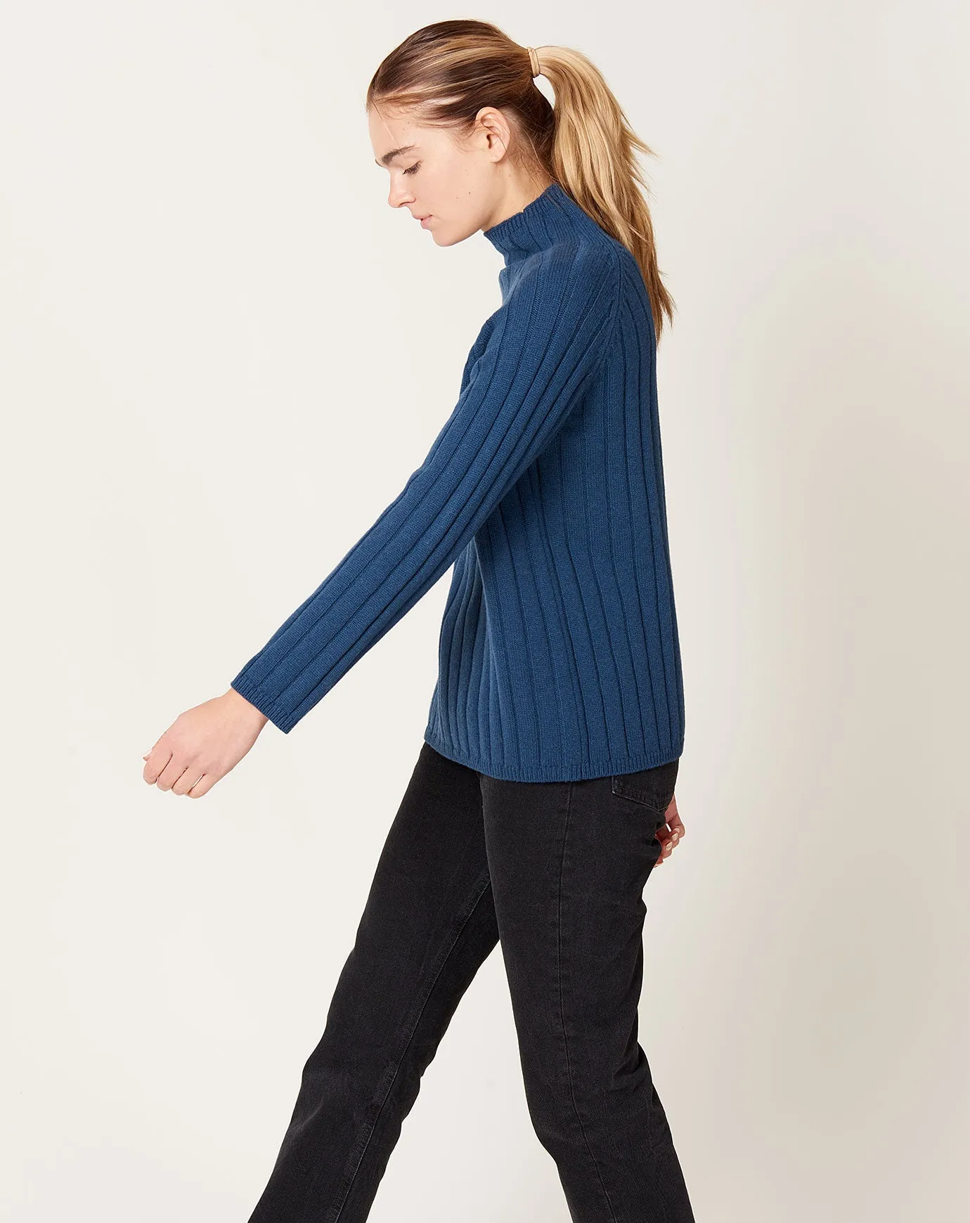 Waynona Sweater in Indigo